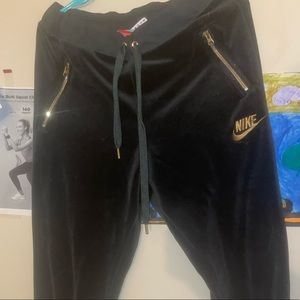 Womens Dark Green. Nike velour sweatpants